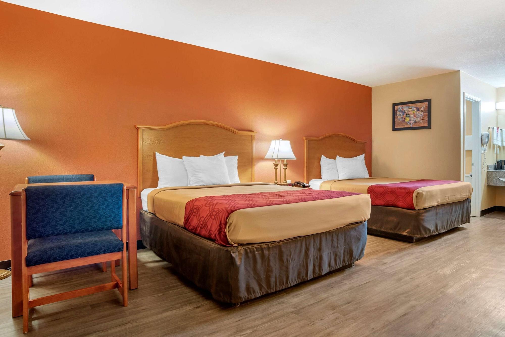 Econo Lodge Inn & Suites Evergreen Eksteriør bilde