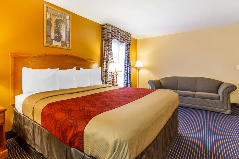 Econo Lodge Inn & Suites Evergreen Eksteriør bilde